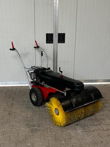 Limpar 82 Pro veegmachine rolbezem beschikbaar voor biedingen