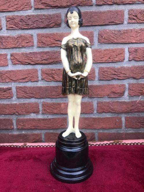Weens brons: charmant beeld, BEDTIME GIRL, Antiek en Kunst, Curiosa en Brocante, Ophalen of Verzenden