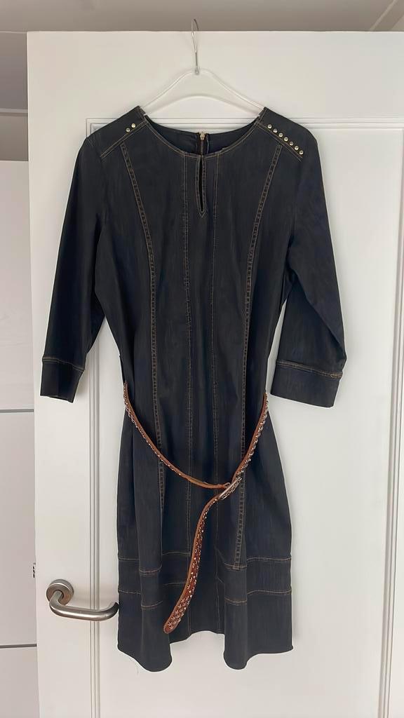 Caroline Biss. 42, Kleding | Dames, Jurken, Zo goed als nieuw, Maat 42/44 (L), Oranje, Knielengte, Ophalen of Verzenden