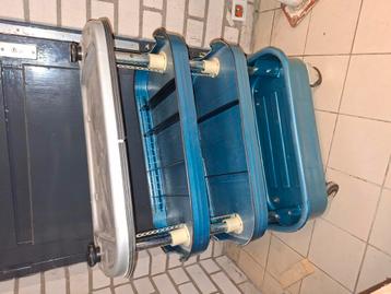 Rijdend gereedschap wagentje garage karretje beschikbaar voor biedingen