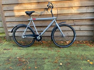 Nette VANMOOF VAN MOOF 26 inch met 3 versnellingen beschikbaar voor biedingen