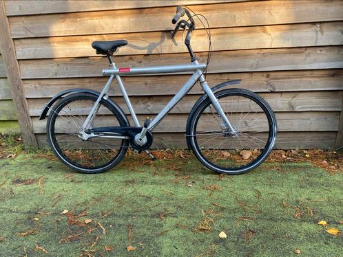 Nette VANMOOF VAN MOOF 26 inch met 3 versnellingen, Fietsen en Brommers, Fietsen | Cruisers en Lowriders, Gebruikt, Cruiser, Aluminium