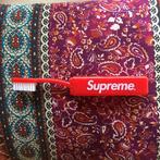 Supreme 17fw toothbrush rode tandenborstel, Ophalen of Verzenden, Nieuw, Tandenborstel