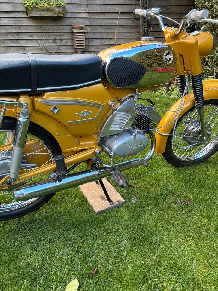 517-35-de liste o bj 1973 Goudhaan, Fietsen en Brommers, Brommers | Zundapp, Gebruikt, GTS50, Ophalen