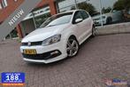 Volkswagen Polo 1.2 TSI R-Line Carplay Navi 90 PK, Auto's, Gebruikt, Euro 6, 4 cilinders, Navigatiesysteem