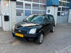 Ford Fusion 1.4 16V 2002 Zwart, 15 km/l, Zwart, Origineel Nederlands, Handgeschakeld