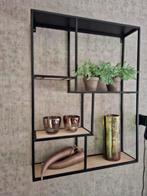 Moderne wanddecoratie met metalen frame, Ophalen of Verzenden, Zo goed als nieuw