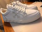 Off White Sneakers - Maat 44, Wit, Nieuw, Ophalen of Verzenden, Sneakers of Gympen