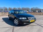 Volvo V70 2.5 T AWD AUT 2003 Zwart, Auto's, Volvo, Automaat, 1800 kg, Beige, Stationwagon