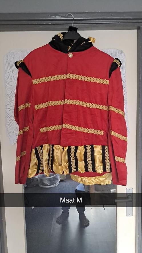 Tekoop 3 mooien pieten pakken compleet, Diversen, Sinterklaas, Zo goed als nieuw, Ophalen of Verzenden