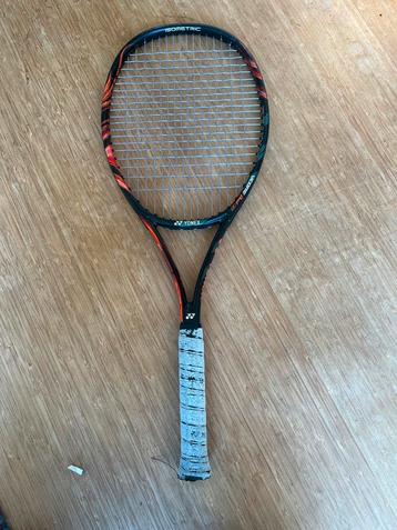 Yonex VCORE Duel G 97 (330g versie). beschikbaar voor biedingen
