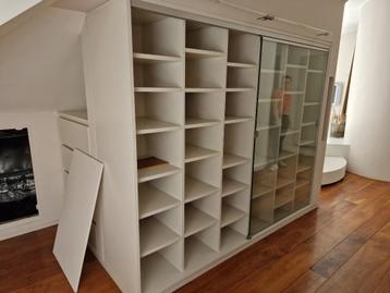 Kasten voor designer tassen  MEERDERE BIJZONDERE ITEM beschikbaar voor biedingen