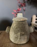 Oude Sabbat Madhaleh stenen joodse pot, Ophalen