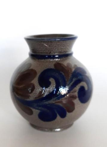 Vintage vaas bruine bloem M Schilz 122 (7697) beschikbaar voor biedingen