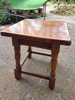 Vierkant bijzet tafeltje, Minder dan 55 cm, Gebruikt, Vierkant, Hout