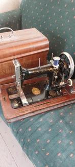 Wilhelmina Antieke naaimachine, Antiek en Kunst, Antiek | Naaimachines, Ophalen