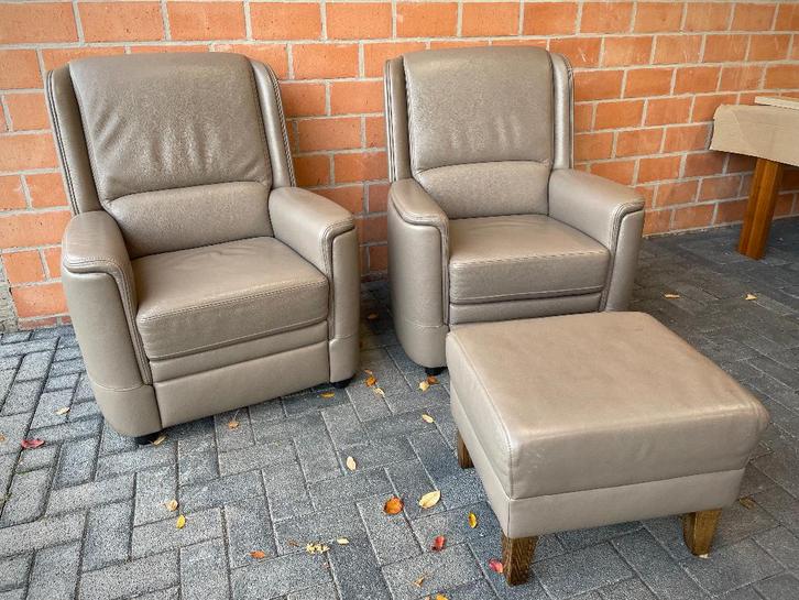 2 leder zetels - fauteuils / NIEUWSTAAT, Huis en Inrichting, Fauteuils, Zo goed als nieuw, Leer, 50 tot 75 cm, 75 tot 100 cm, Ophalen