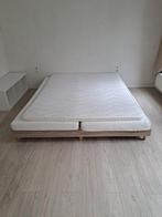 Gratis bed, Huis en Inrichting, Slaapkamer | Matrassen en Bedbodems, Ophalen, Tweepersoons, Zo goed als nieuw, 180 cm