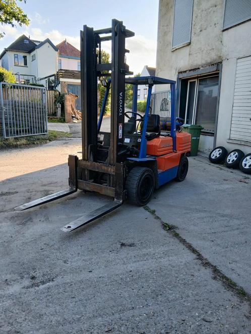 Toyota 40 Heftruck - LPG - 4 tons heftruck, Zakelijke goederen, Machines en Bouw | Heftrucks en Intern transport, Heftruck, LPG