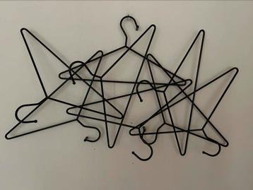 De kapstok Hang On van Normann Copenhagen Ole Jensen beschikbaar voor biedingen