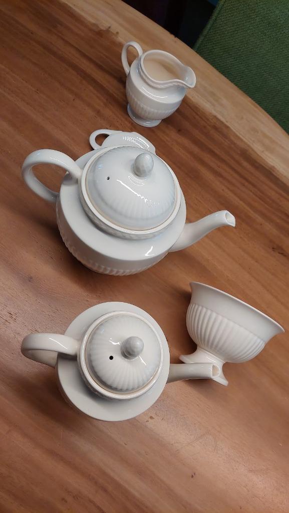 Wedgewood servies, Antiek en Kunst, Antiek | Servies compleet, Ophalen of Verzenden