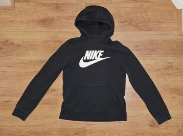 Nike hoody beschikbaar voor biedingen