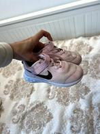Nike kids sneakers - 2 pairs, Kinderen en Baby's, Kinderkleding | Schoenen en Sokken, Gebruikt, Jongen of Meisje, Schoenen, Ophalen of Verzenden