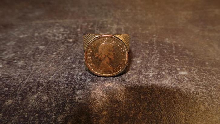 Gouden munt ring, Sieraden, Tassen en Uiterlijk, Ringen, Gebruikt, Dame of Heer, 18 tot 19, Goud, Goud, Ophalen of Verzenden