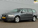 Volvo V50 2.0 Sport, Trekhaak & PDC, Airco, Leder Zeer netje, Auto's, Volvo, Gebruikt, Zwart, Leder en Stof, Origineel Nederlands
