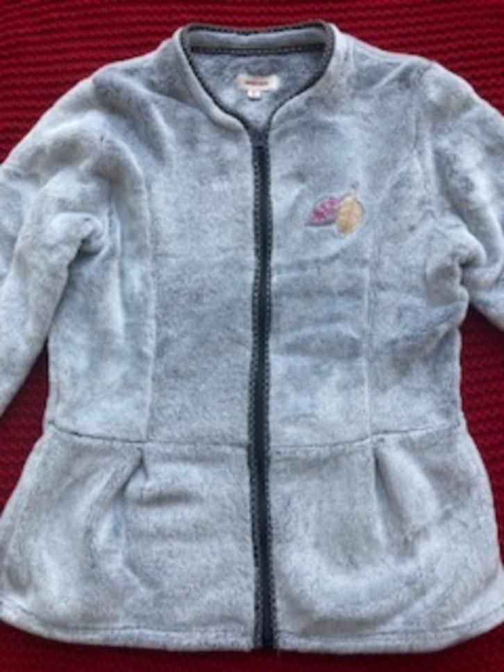 Heel zachte grijze jas van Catimini mt. 146/152, Kinderen en Baby's, Kinderkleding | Maat 152, Nieuw, Meisje, Trui of Vest, Ophalen of Verzenden