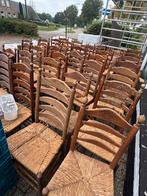 Gratis stoelen uit Anloo, Ophalen, Gebruikt, Bruin, Vijf, Zes of meer stoelen