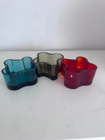 iittala  bakjes beschikbaar voor biedingen