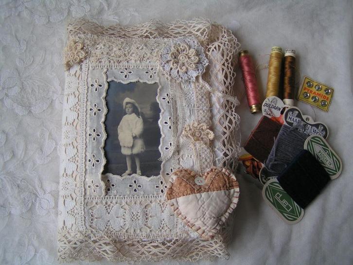 naaldenboekje antiek linnengoed en kant nr PP 292, Antiek en Kunst, Curiosa en Brocante, Verzenden