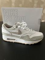 Nike air Max 1 by you 43, Nieuw, Ophalen of Verzenden, Sneakers of Gympen, Nike