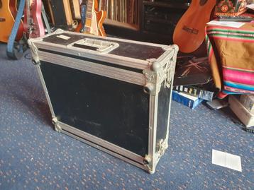 19" flightcase 3u double door