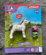 Schleich Shetlander Spotty met Accessoires ~ Horse Club, Verzamelen, Ophalen of Verzenden, Zo goed als nieuw, Paard, Beeldje of Figuurtje