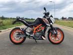 KTM Duke 390 volledige beurt & nieuwe achterband, Handvatverwarming, Particulier, 373 cc, Minimaal motorrijbewijs A2