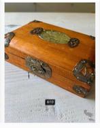 Brocante Chinese sieraden kist met echte Jade en koper, Ophalen of Verzenden