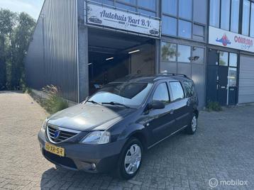 Dacia Logan MCV 1.6-16V Lauréate Airco! Nieuwe APK! NAP Log beschikbaar voor biedingen