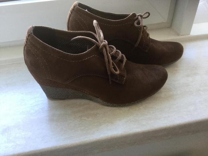 Bruine Graceland dames veterschoen met sleehak, maat 37, Kleding | Dames, Schoenen, Zo goed als nieuw, Bruin, Ophalen of Verzenden