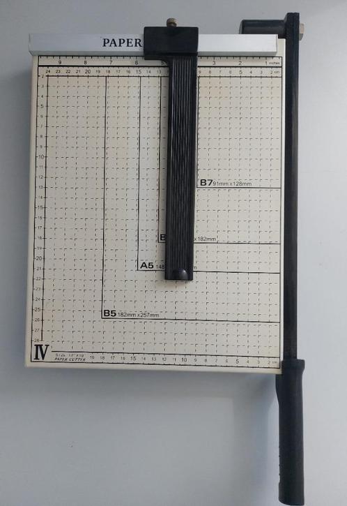 Professionele hefboomsnijmachine / papiersnijder A4, Diversen, Papierwaren, Zo goed als nieuw, Ophalen of Verzenden