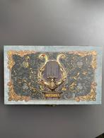 tomorrowland box + bracelet 2015 + 2 extra bracelet '15/'13, Eén persoon