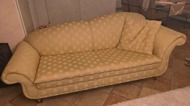 leuke classic Sofa, Huis en Inrichting, Banken | Sofa's en Chaises Longues, Zo goed als nieuw, Driepersoons, 200 tot 250 cm, 75 tot 100 cm