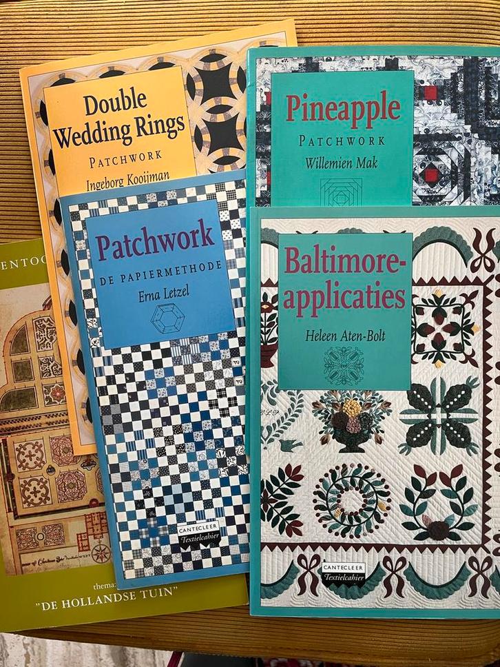 Kerststoffen & Boeken Patchwork/Quilt - Nalatenschap, Hobby en Vrije tijd, Stoffen en Lappen, Zo goed als nieuw, Katoen, 30 tot 120 cm