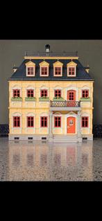 Playmobile herenhuis 5301 inclusief 5 sets aan inrichting, Kinderen en Baby's, Speelgoed | Playmobil, Ophalen of Verzenden, Zo goed als nieuw