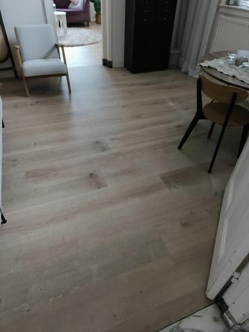 Laminaat vloer beschikbaar voor biedingen