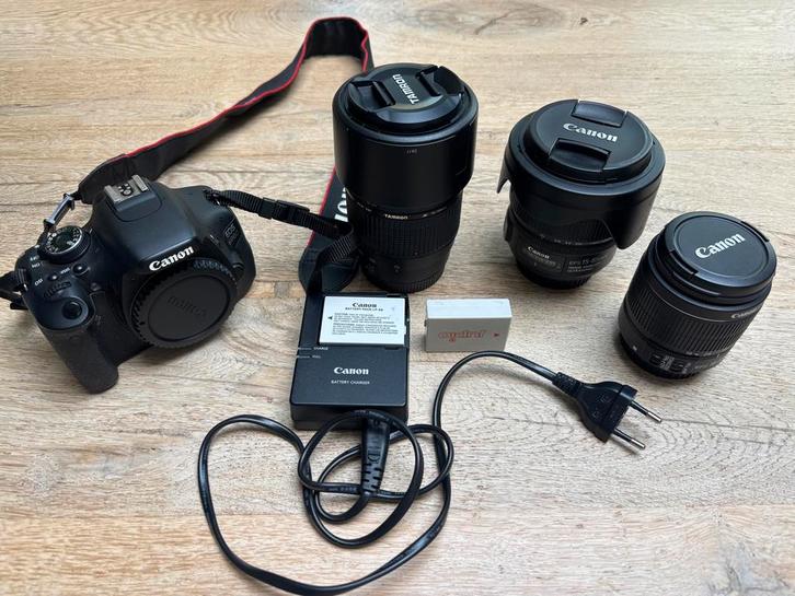 Canon EOS 600D Spiegelreflexcamera incl 3 Lenzen, Audio, Tv en Foto, Fotocamera's Digitaal, Zo goed als nieuw, Spiegelreflex, Canon