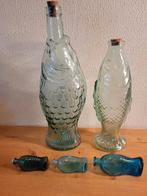 4 Vintage Vis Karaffen / Flessen karaf fles vissen visje, Ophalen of Verzenden, Minder dan 50 cm, Groen, Glas