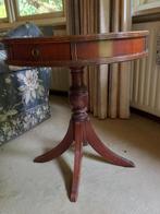 Antieke mahonie bijzettafel, Ophalen