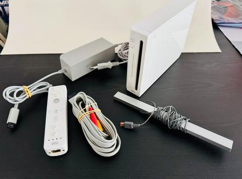 Nintendo Wii, Spelcomputers en Games, Spelcomputers | Nintendo Wii, Gebruikt, Met 1 controller, Ophalen of Verzenden